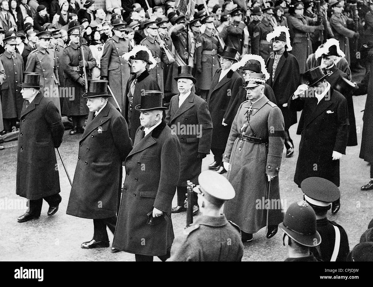 King george v funeral hi-res stock photography and images - Alamy