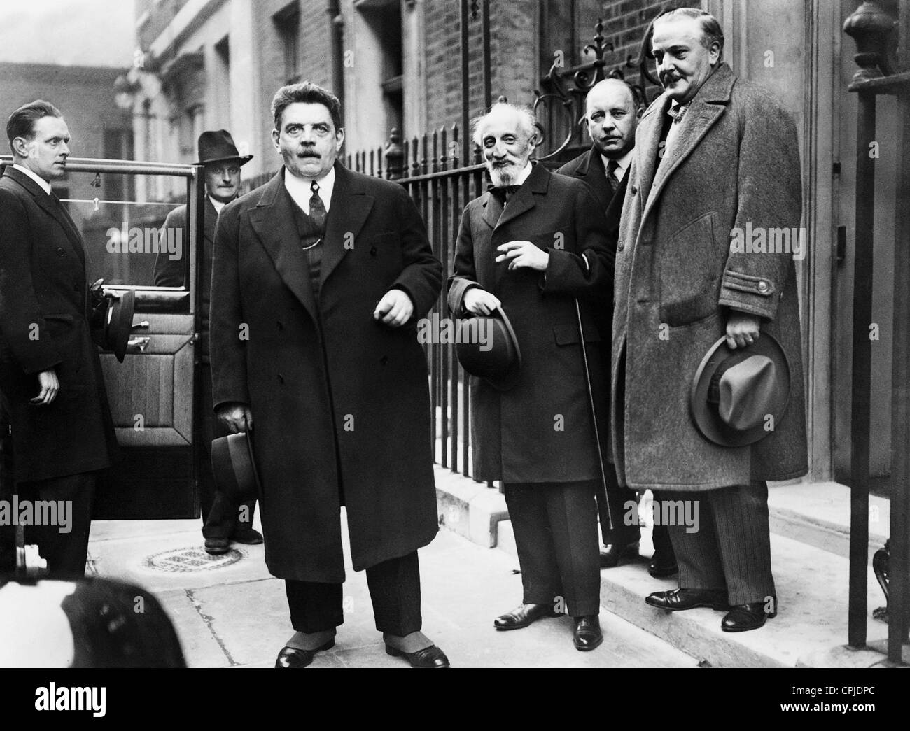 Edouard Herriot and Aime de Fleuriau in front of the Downing Street number 10, 1932 Stock Photo