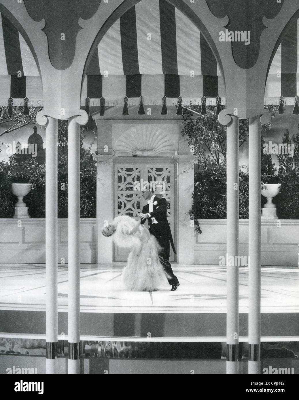 Fred ginger rogers top hat hires stock photography and images Alamy