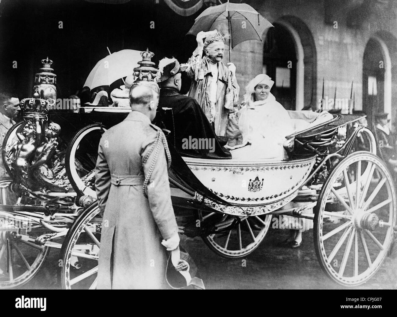 Queen Mother Emma of the Netherlands and Queen Wilhelmina of the Netherlands, 1929 Stock Photo