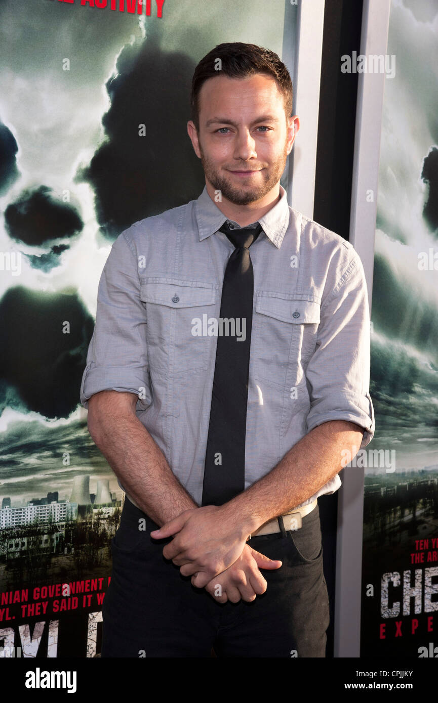 Jonathan Sadowski arrives at the Special Fan Screening of Chernobyl