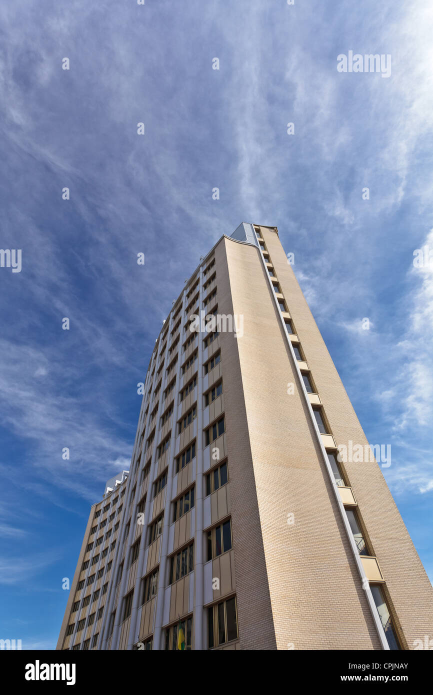 High rise building architecture hi-res stock photography and images - Alamy