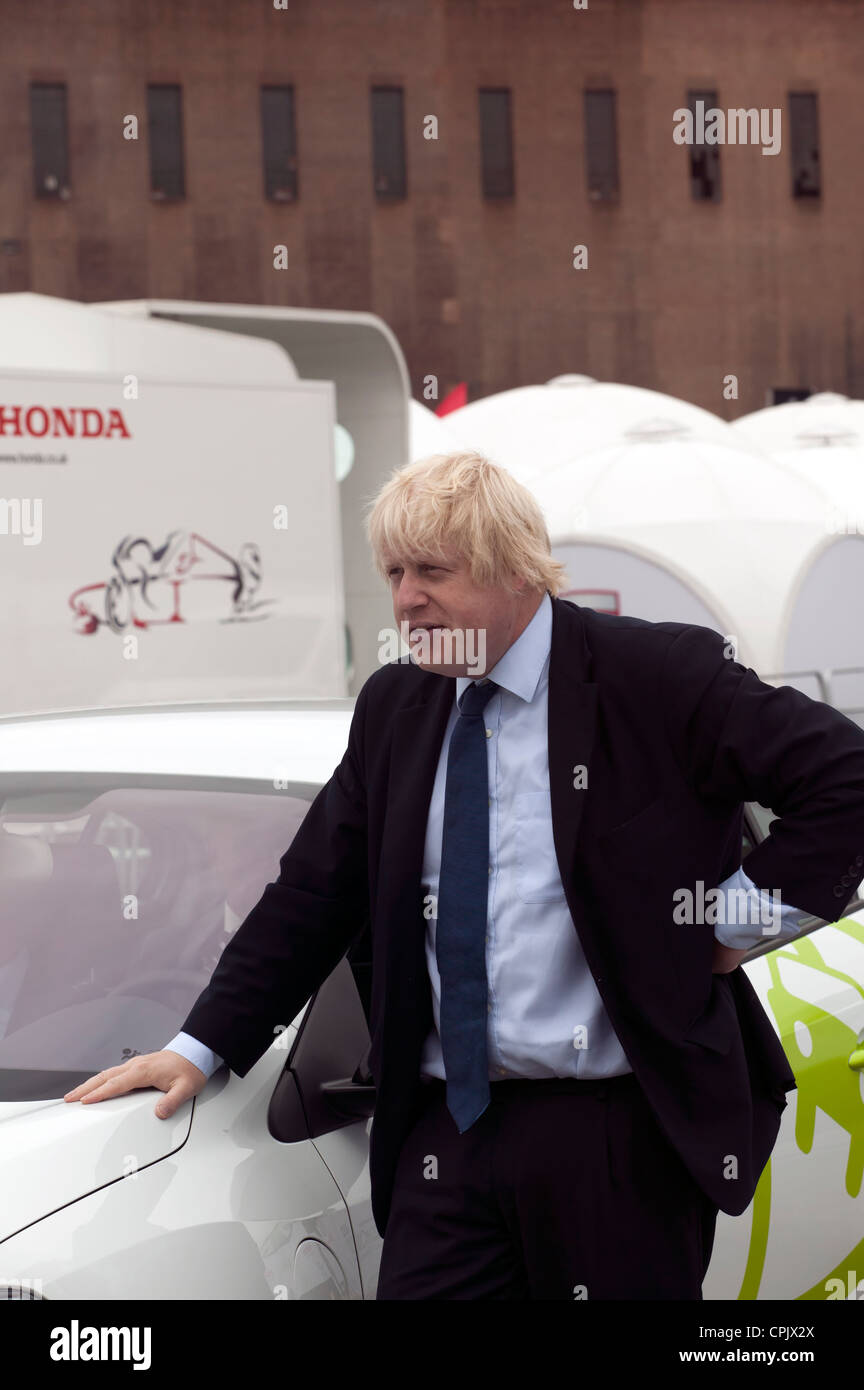 Boris Johnson presides over the opening of ecovelocity, Britains first low-carbon motor festival at Battersea Power Station 2011 Stock Photo