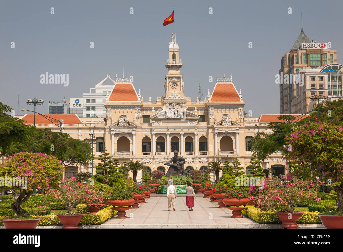 People’s Committee Building, formerly Hotel de Ville, Ho Chi Minh City, (Saigon), Vietnam Stock Photo