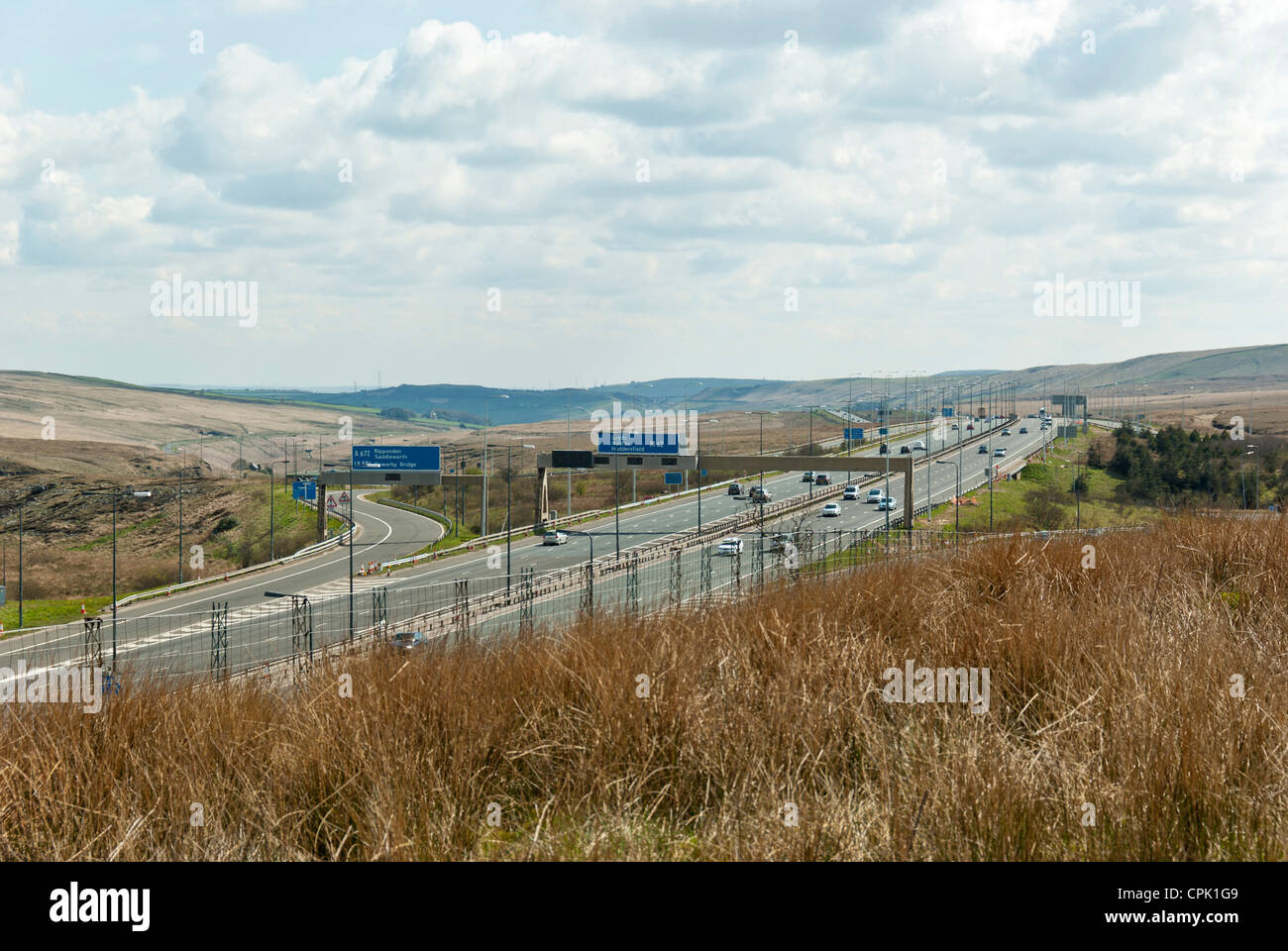 M62 looking East at Junction 22.  Sunday morning, early May. Stock Photo