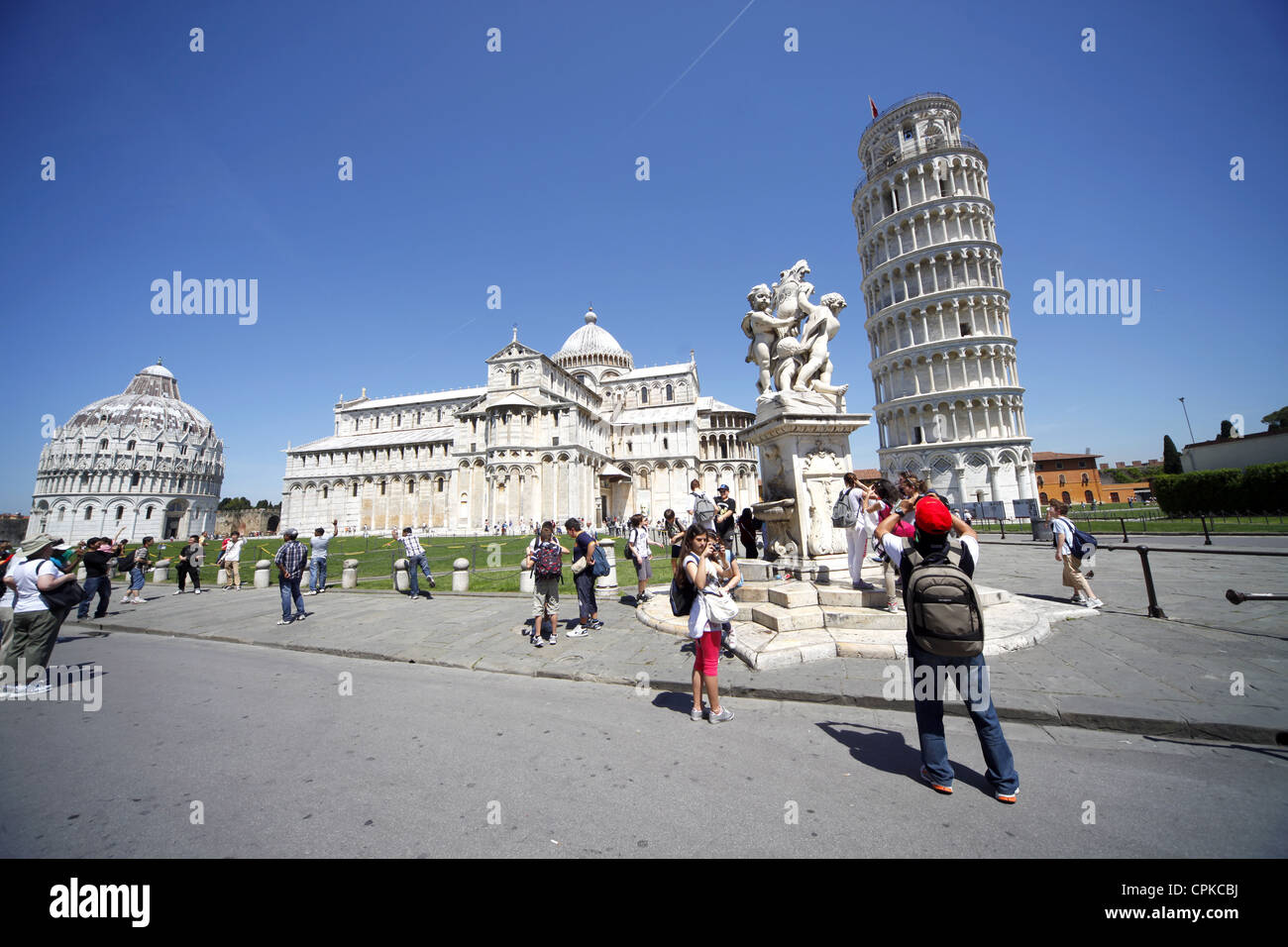 THE BAPTISTERY ST. MARY'S CATHEDRAL & LEANING TOWER PISA TUSCANY ITALY 11 May 2012 Stock Photo