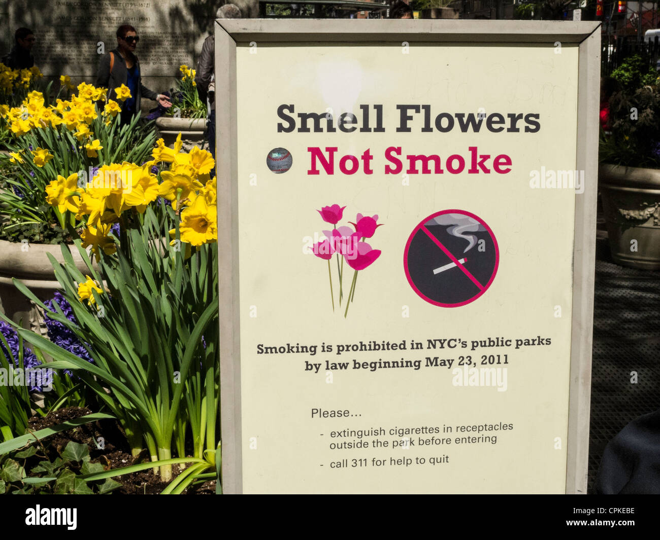 Smell Flowers, Not Smoke sign, NYC Stock Photo