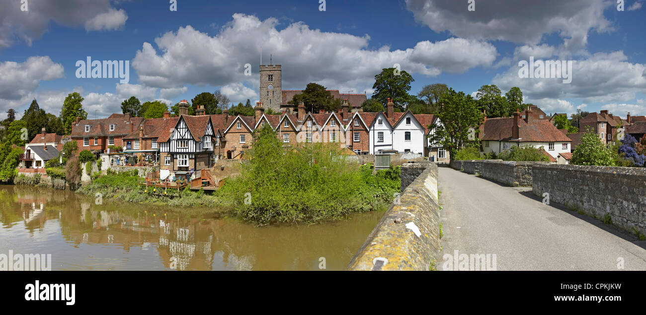 Kent Aylesford village bridge and river Medway panorama Stock Photo Alamy