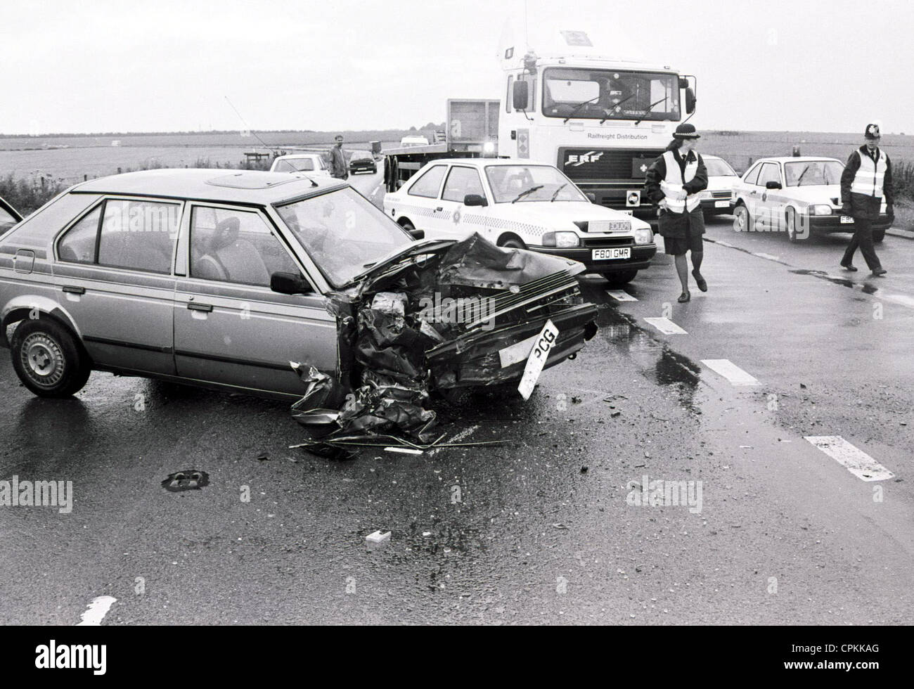 Uk road crash 1990 hires stock photography and images Alamy