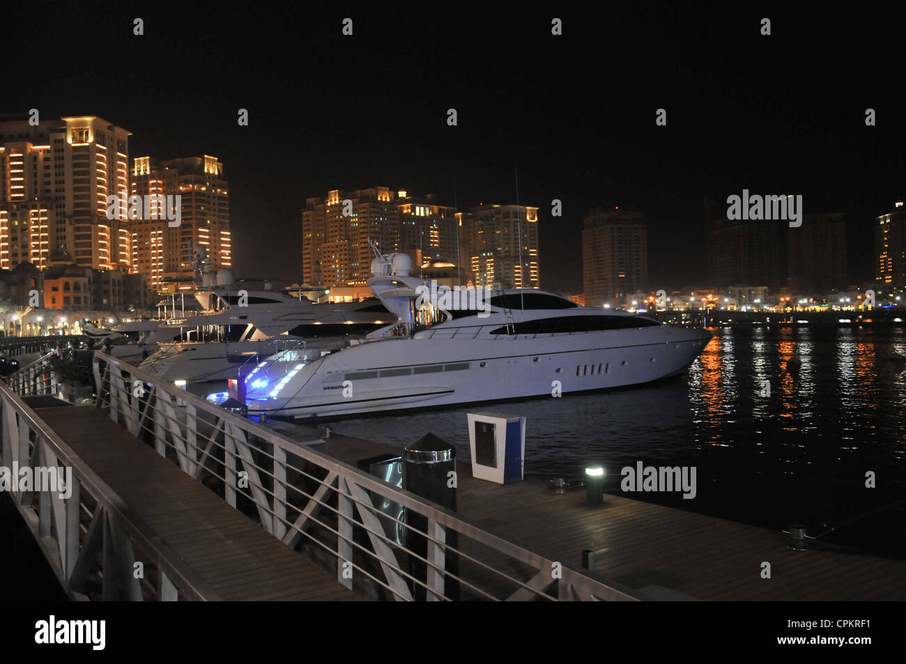 Pearl doha hi-res stock photography and images - Alamy