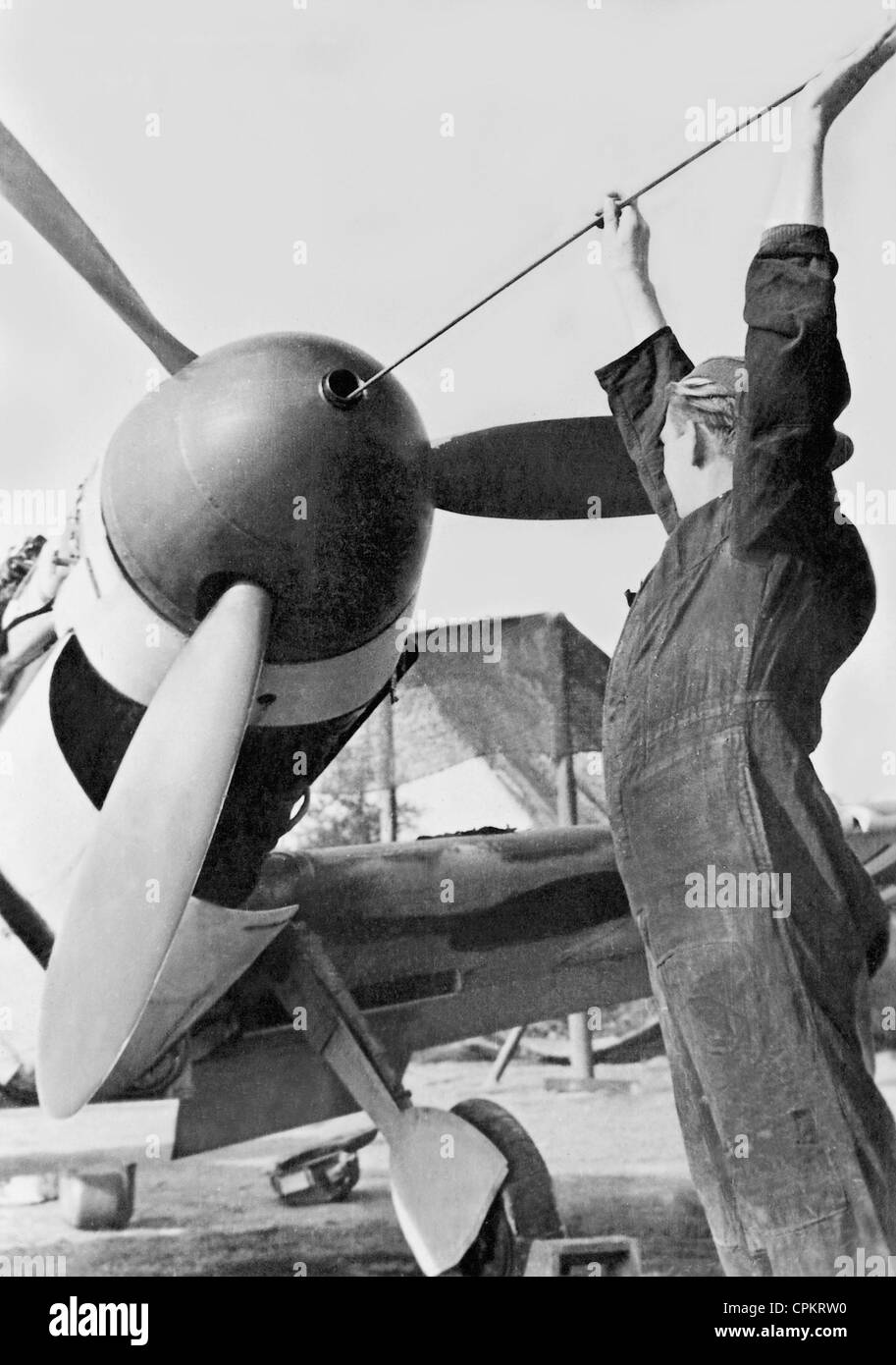Ground Staff Overhaul a Messerschmitt Me 109, 1941 Stock Photo