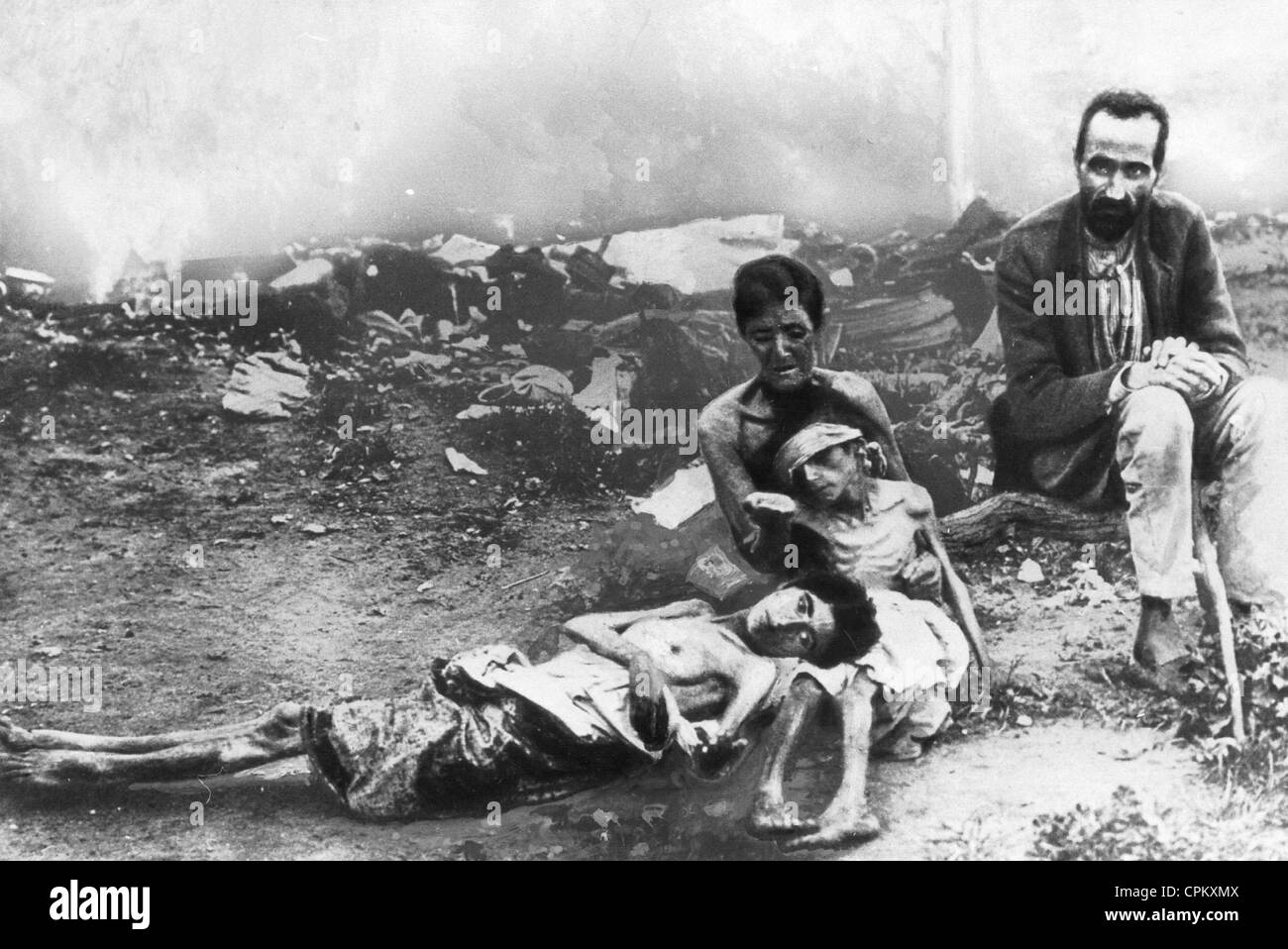 Starving people in the Soviet Union, 1921 Stock Photo