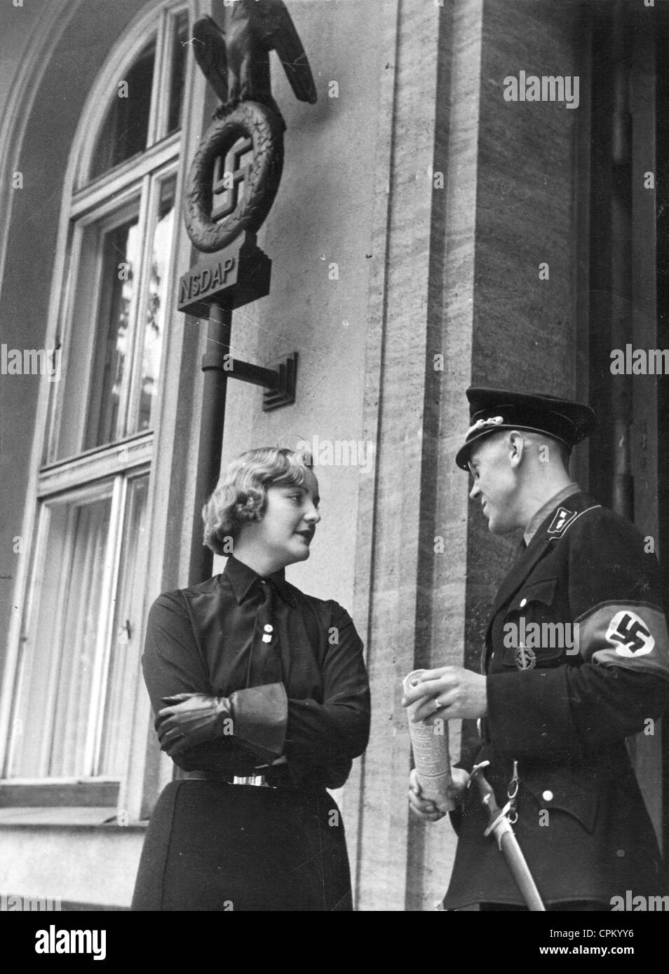 Unity Mitford in Front of the Brown House in Munich, 1937 Stock Photo