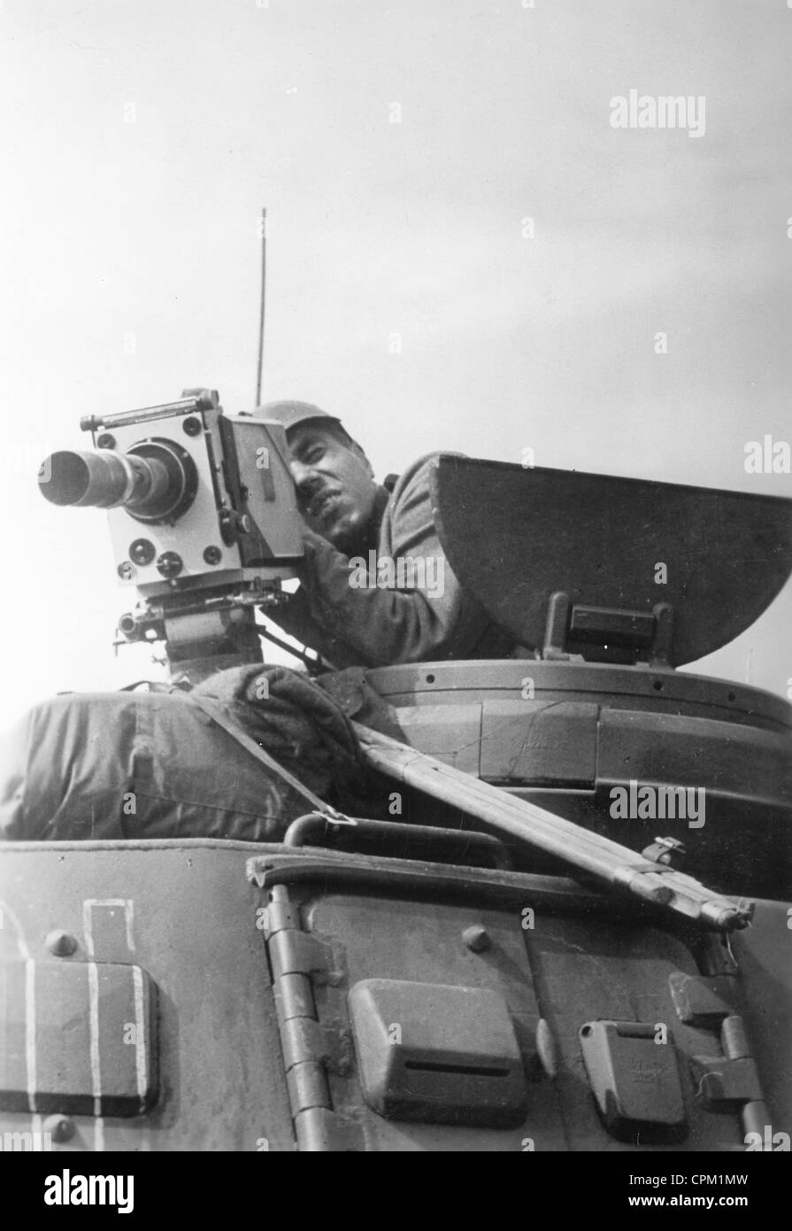 A German cameraman shoots from a tank turret on the Eastern front, 1942 Stock Photo