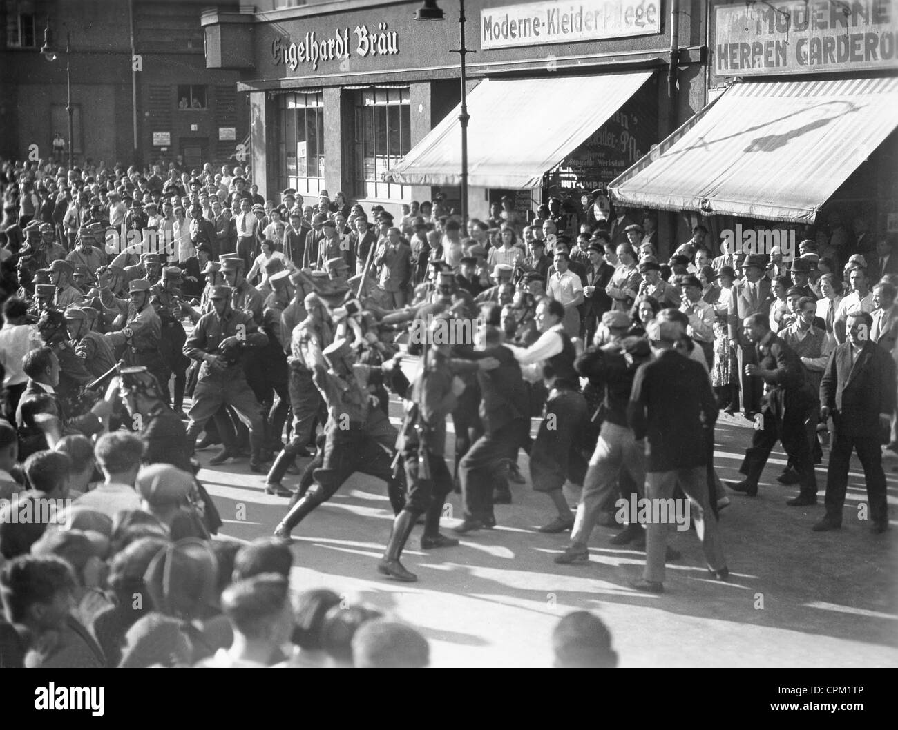 Street fighting between the KPD and NSDAP from 'Horst Wessel', 1933 Stock Photo