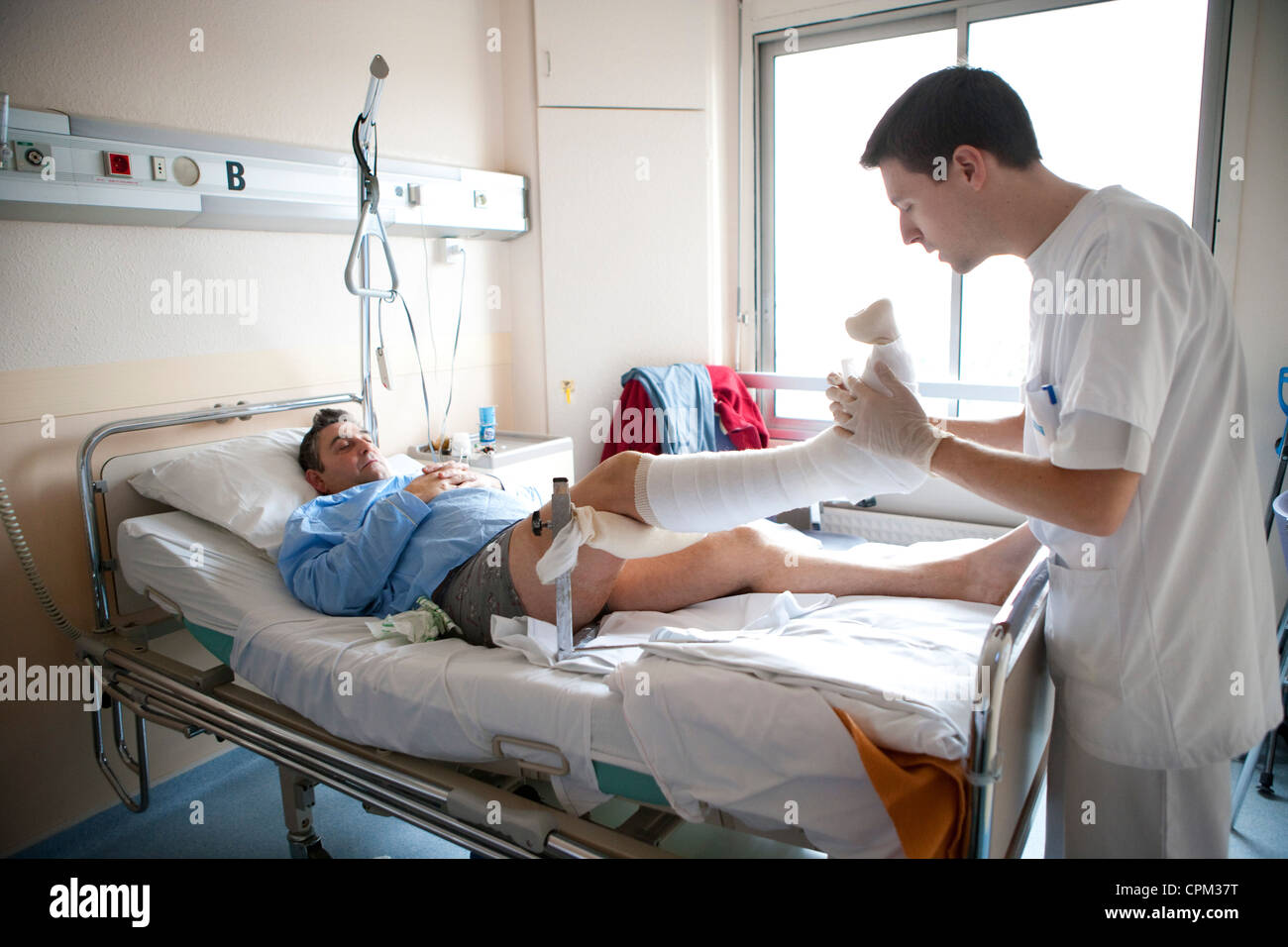Hospital Plaster Cast Leg High Resolution Stock Photography and Images