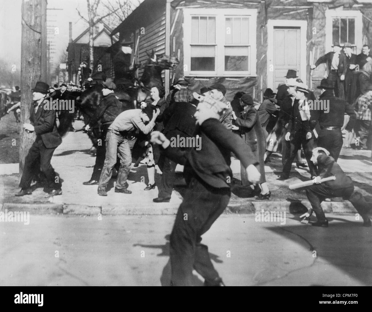 Street battle during a strike in Detroit, 1938 Stock Photo