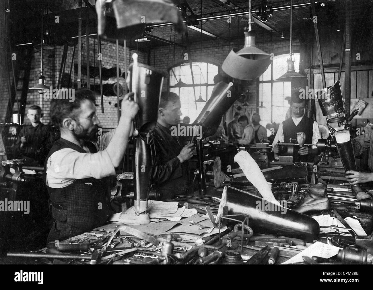 Prosthesis production during the First World War, 1915 Stock Photo