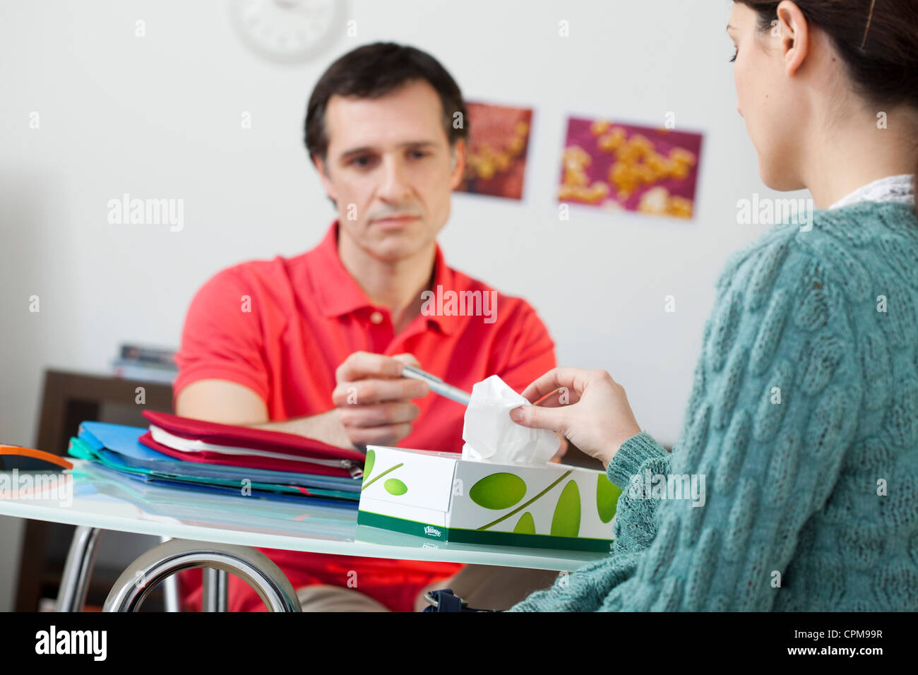 WOMAN IN CONSULTATION, DIALOGUE Stock Photo