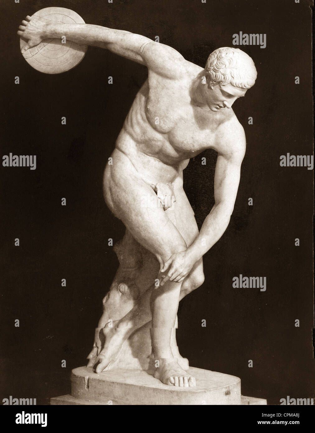 Ancient Discus Thrower Stock Photo Alamy
