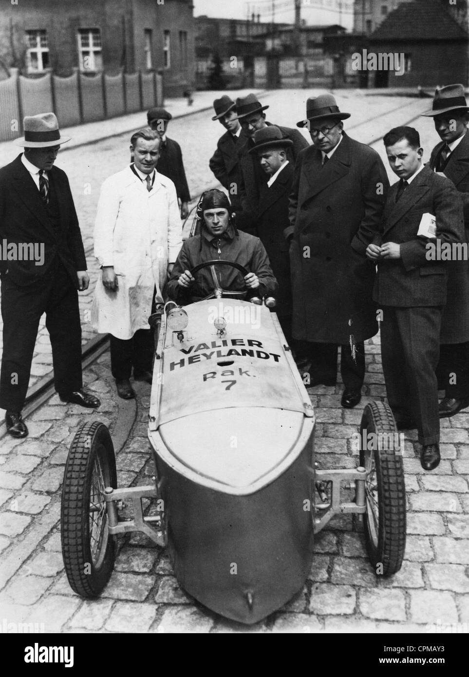 Max Valier and Dr. Heylandt with the rocket car in Britz, 1930 Stock Photo