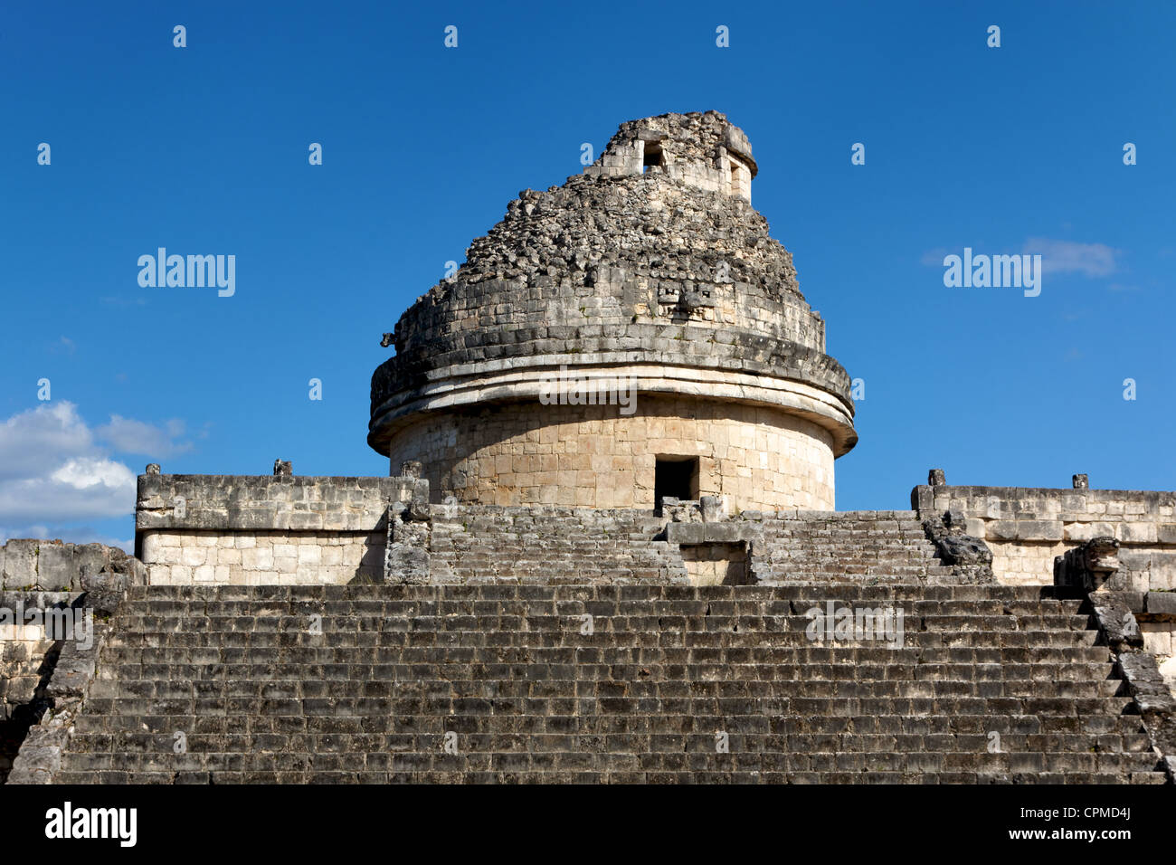 Stairs lead up to the Mayan observatory tower 'El Caracol' (the snail) at Chichen Itza, Yucatan, Mexico. Stock Photo