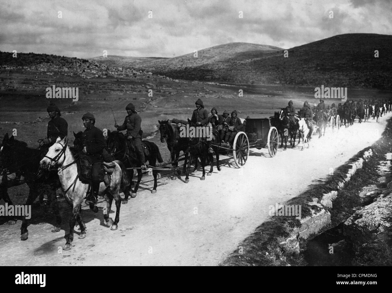 Turkish troops on a road in Syria during the First World War, 1915 Stock Photo