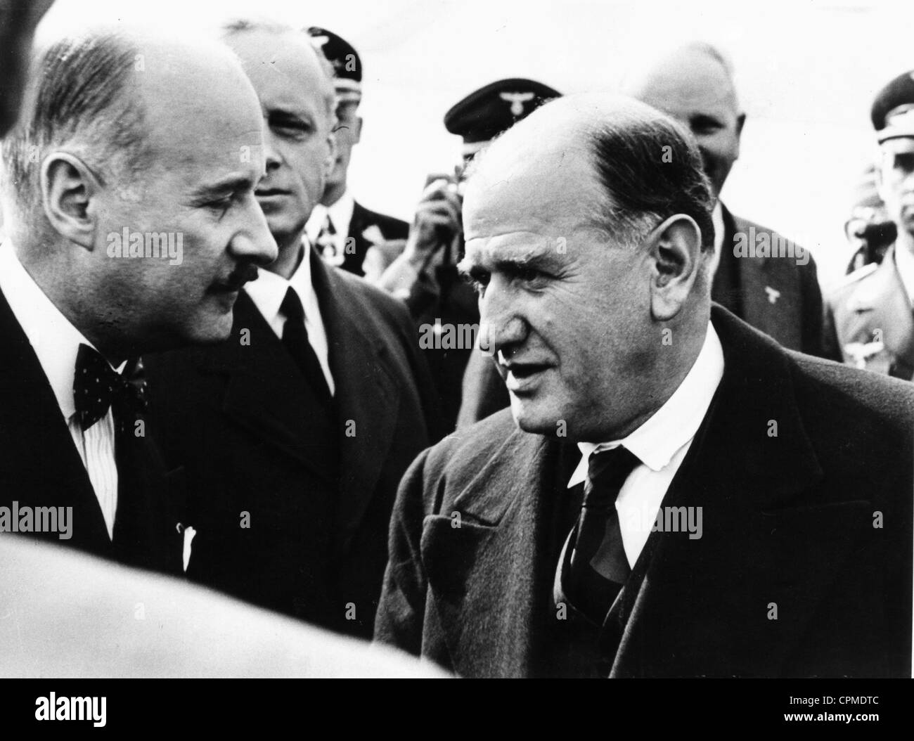 Andre Francois-Poncet greeting Edouard Daladier on his arrival at Oberwiesenfeld airfield, Munich, 1938 (b/w photo) Stock Photo