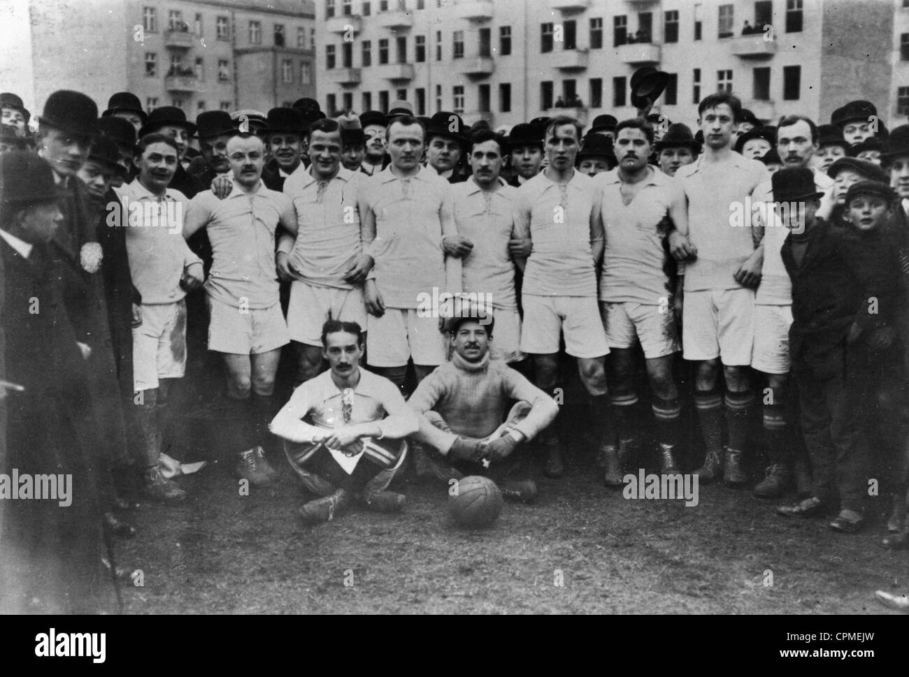 The football team Victoria, 1911 Stock Photo Alamy
