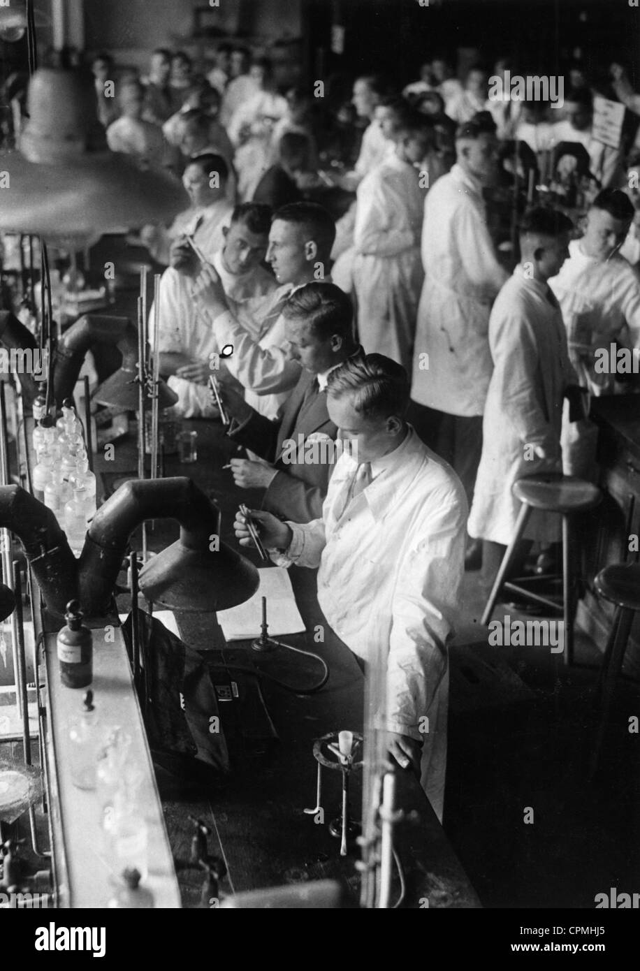 Technology university students Black and White Stock Photos & Images ...