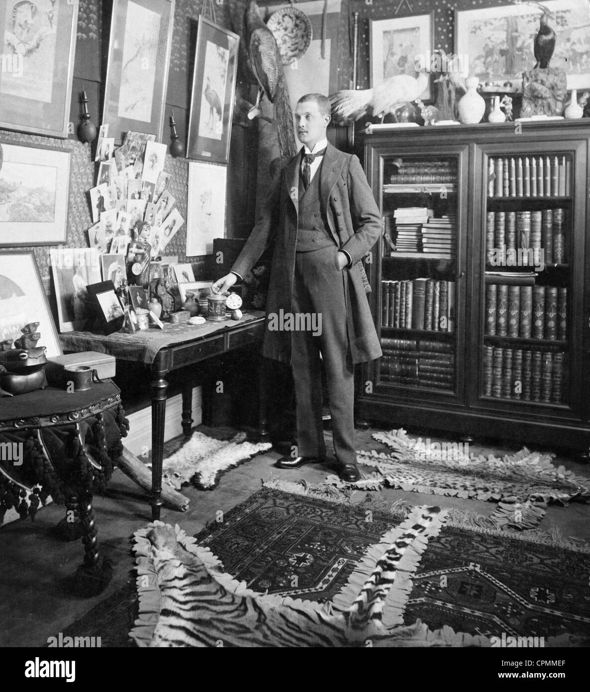 1900 fashion hi-res stock photography and images - Alamy
