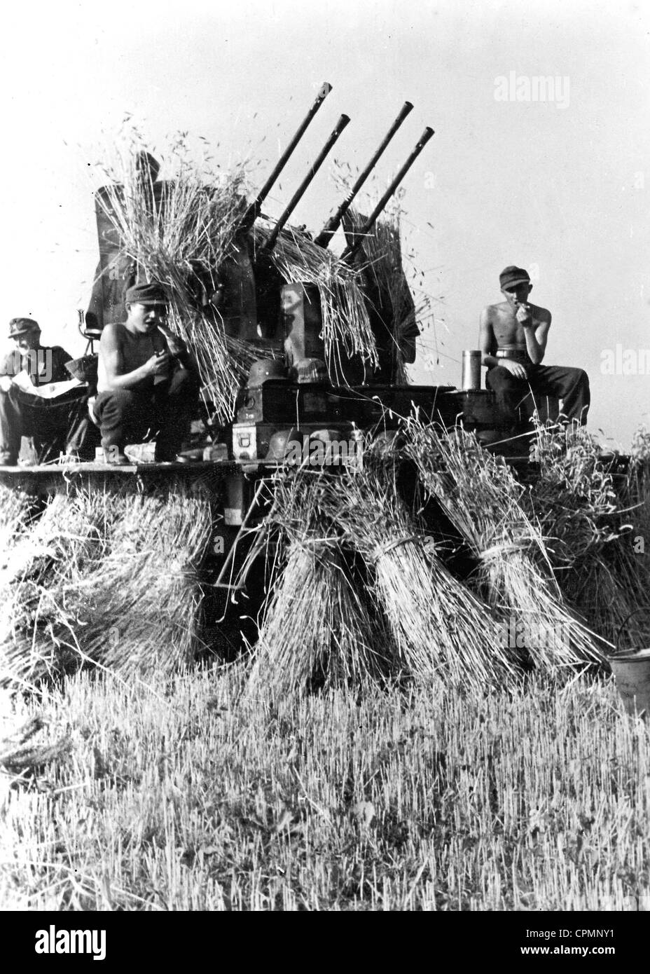 German 2cm Flak 38 in Latvia, 1944 Stock Photo