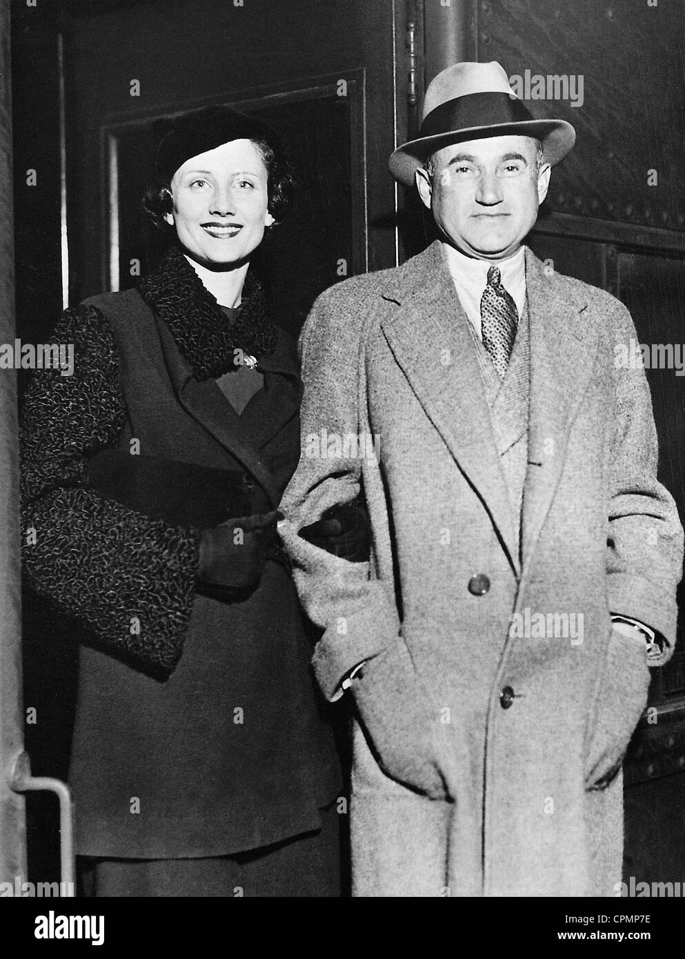 Samuel Goldwyn and his wife, Frances, 1934 Stock Photo