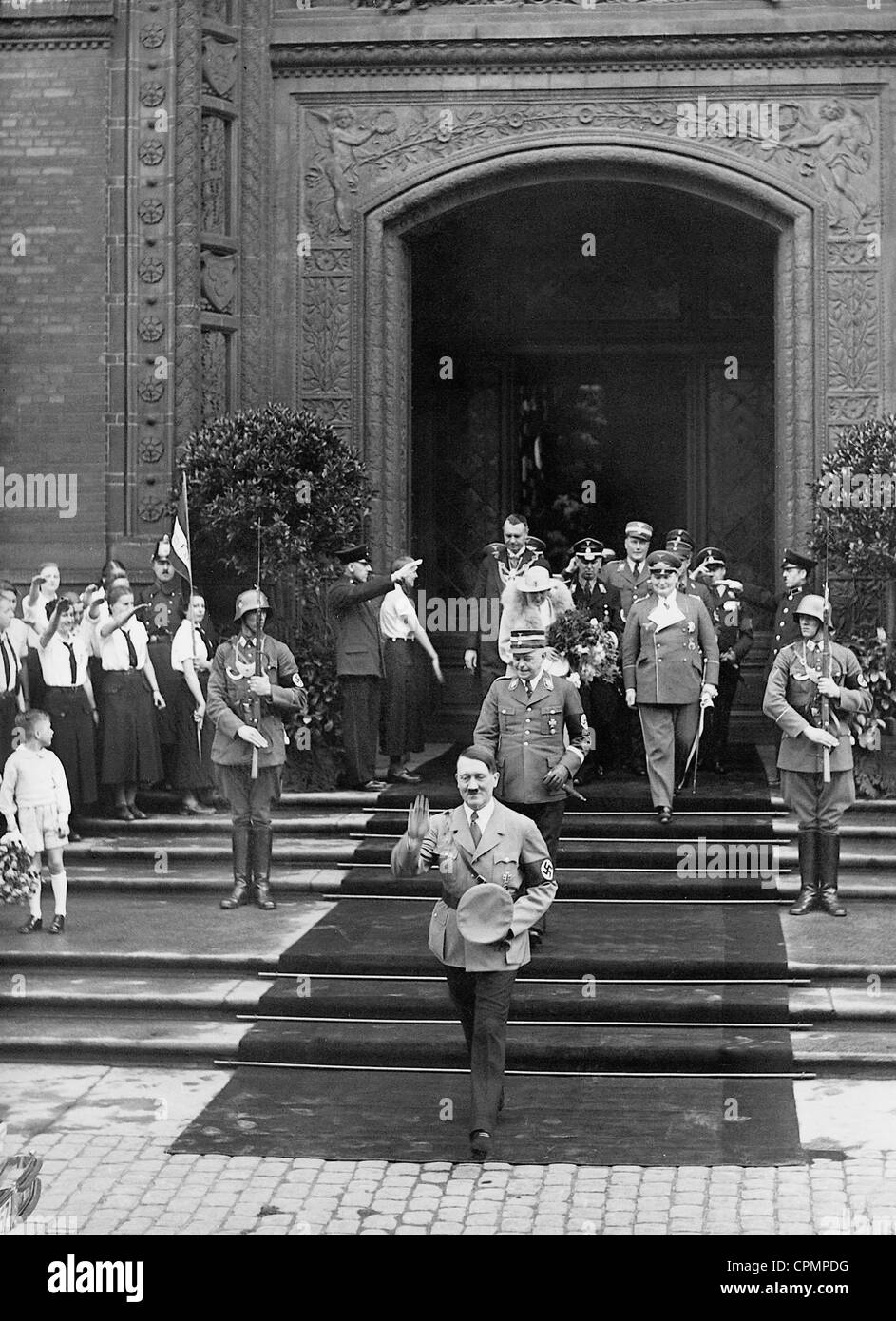 Adolf Hitler, Hanns Kerrl, Emmy Goring, Hermann Goring, Heinrich Sahm after the Goring wedding, 193 Stock Photo
