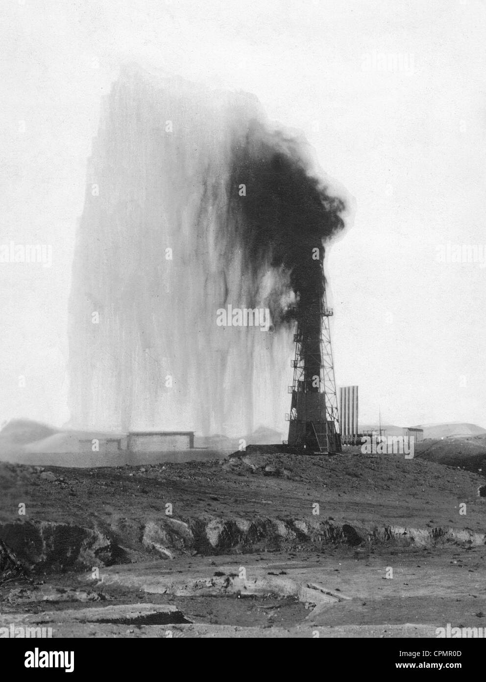 Oil well near Kirkuk Stock Photo