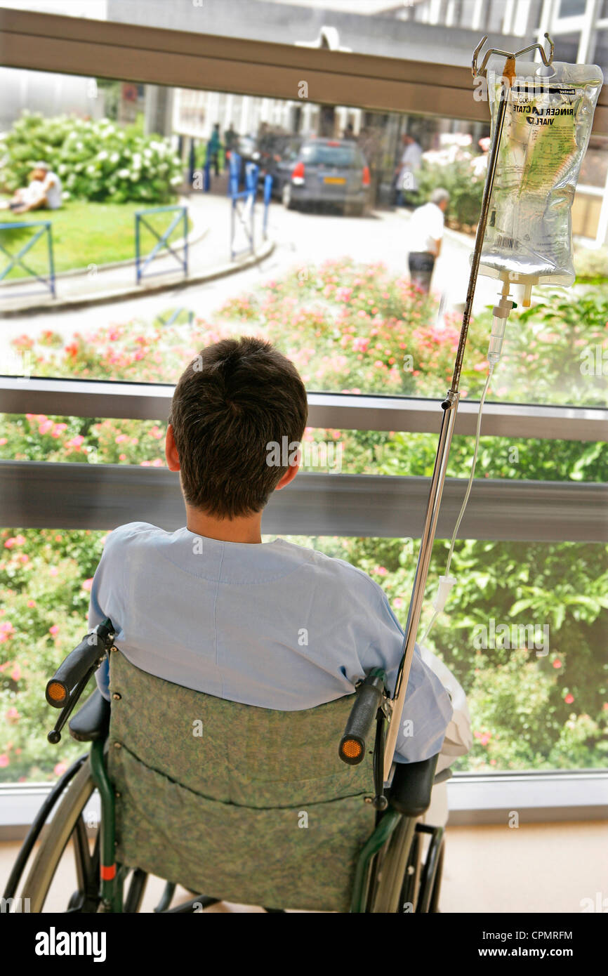 Lonely man old hospital hi-res stock photography and images - Alamy