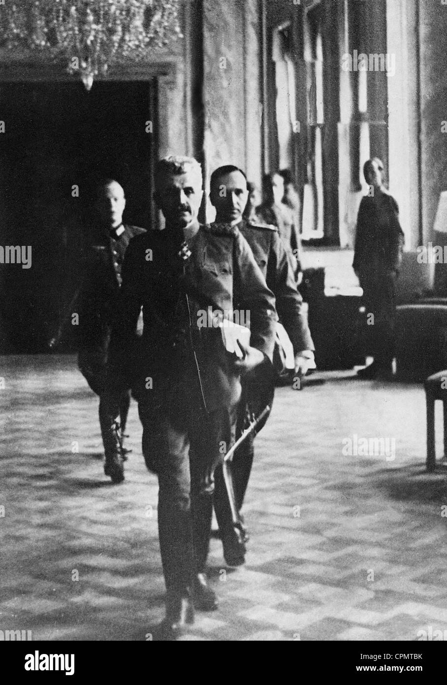 General Mihai Bodi at the capitulation of Yugoslavia, 1941 Stock Photo