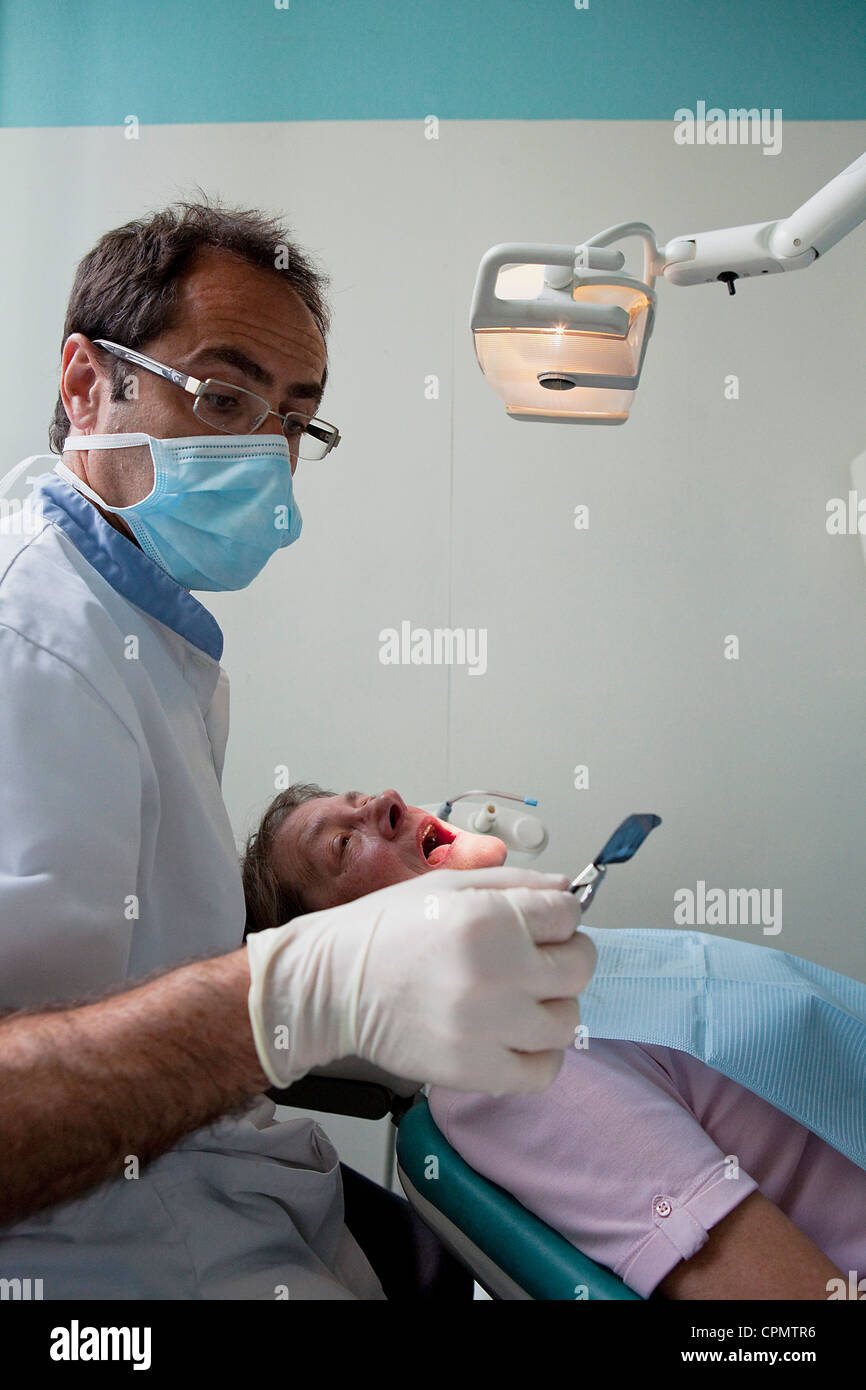 DENTAL XRAY EXAMINATION Stock Photo Alamy