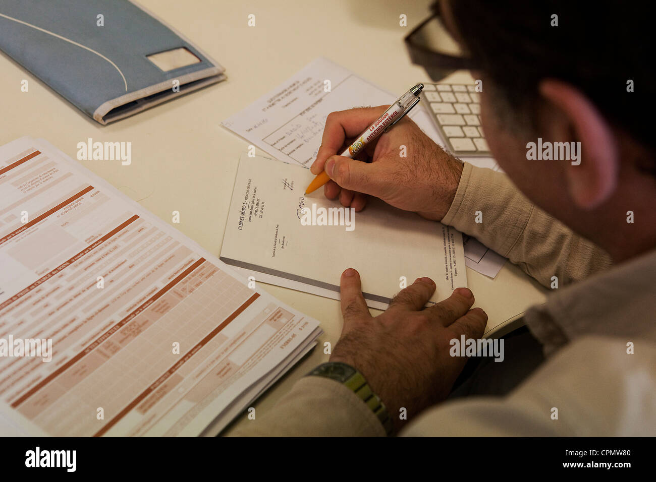 Prescription hi-res stock photography and images - Alamy