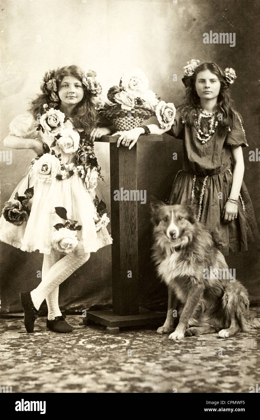 1910s Costume High Resolution Stock Photography and Images - Alamy
