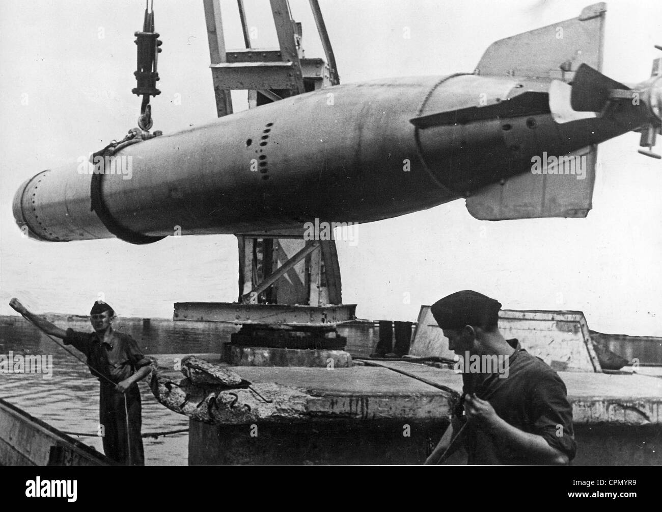 Torpedo loading hires stock photography and images Alamy