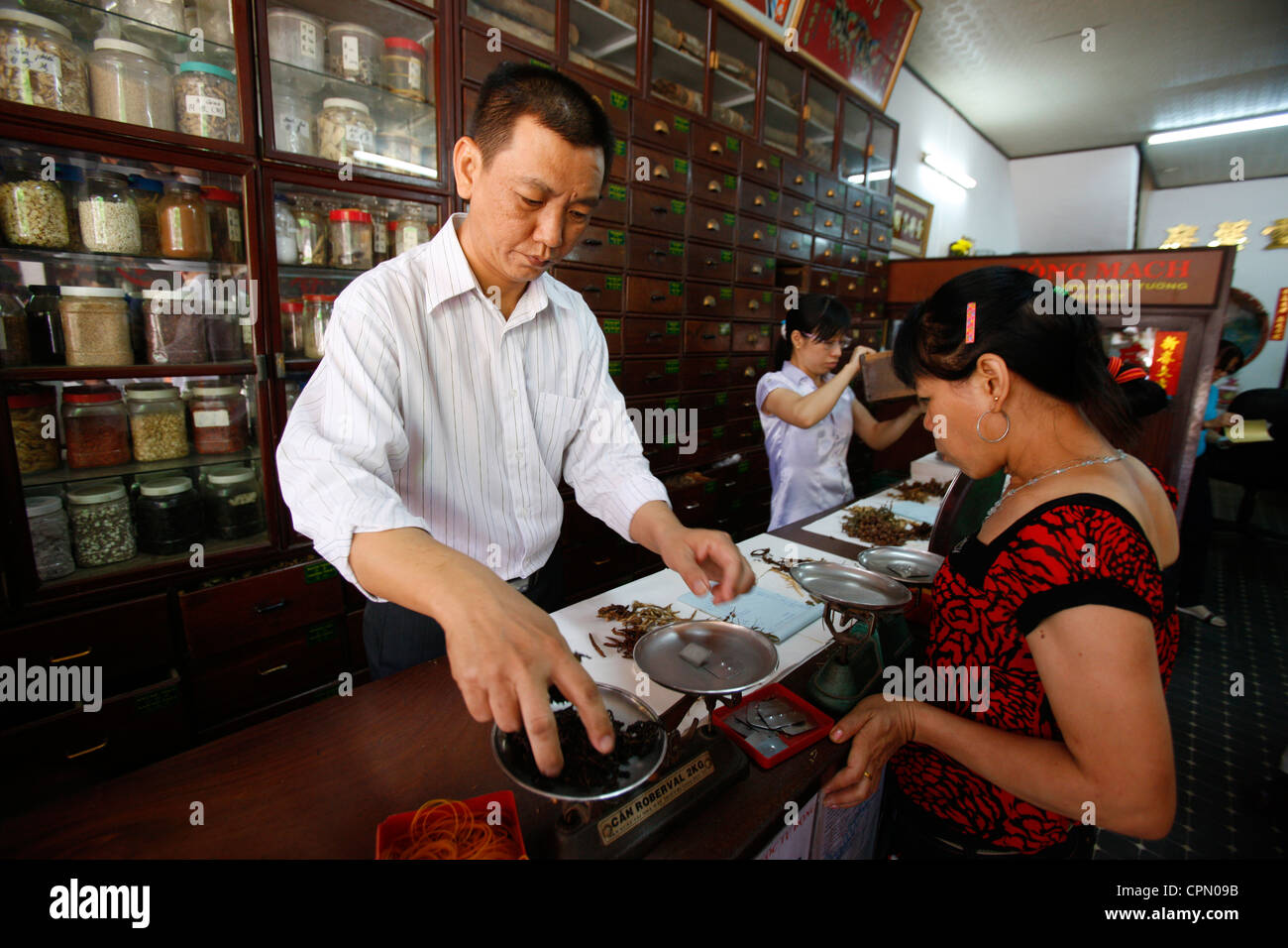 MEDICINE IN CHINA Stock Photo Alamy medicine-in-china-stock-photo-alamy
