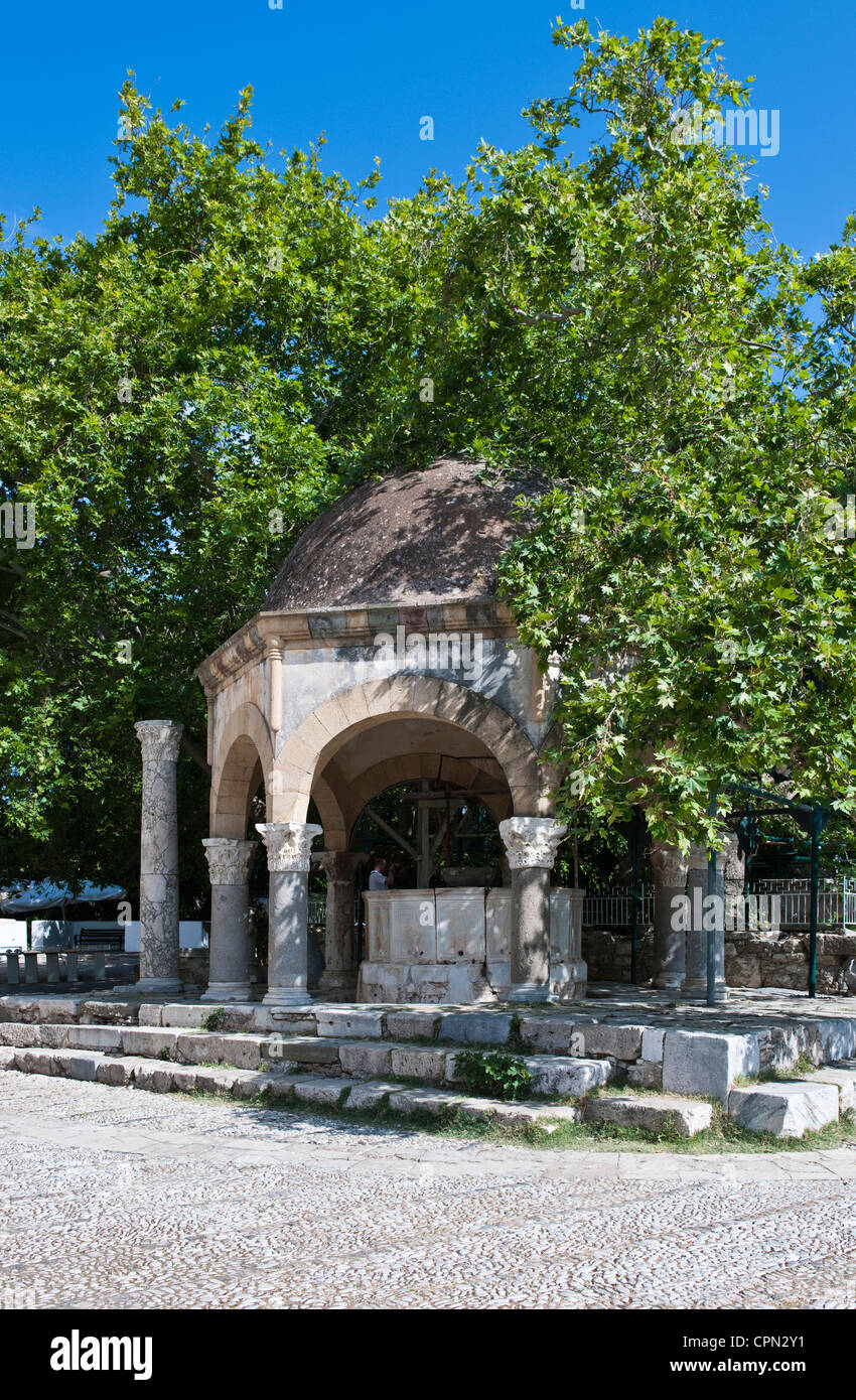 Tree of hippocrates kos hi-res stock photography and images - Alamy