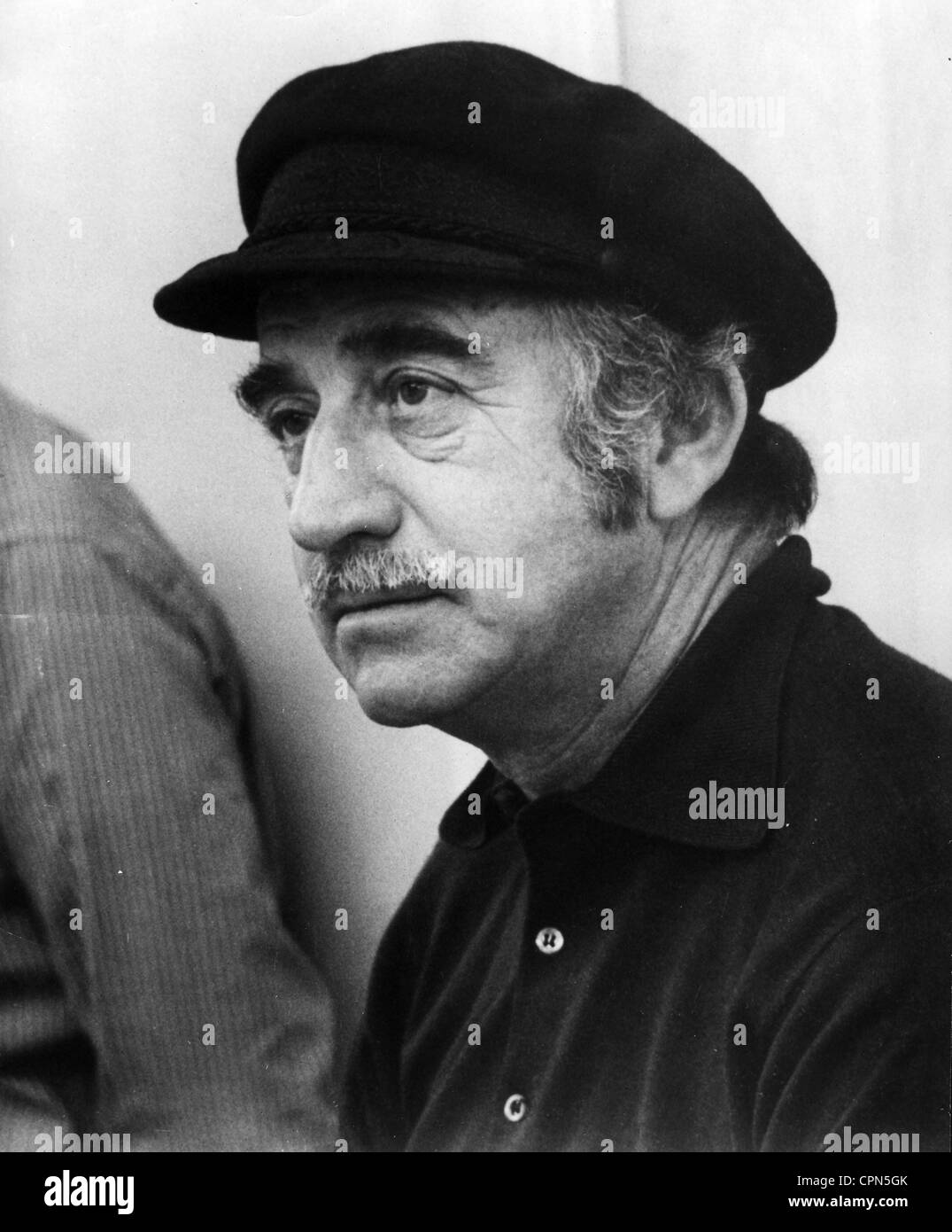 Isaac Siegel's Instagram, Twitter & Facebook on IDCrawl