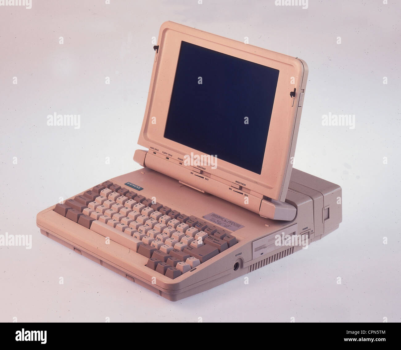 computing / electronics, computer, Siemens laptop version PCD-2P, portable  computer with LCD display, Germany, 1987, Additional-Rights-Clearences-Not  Available Stock Photo - Alamy