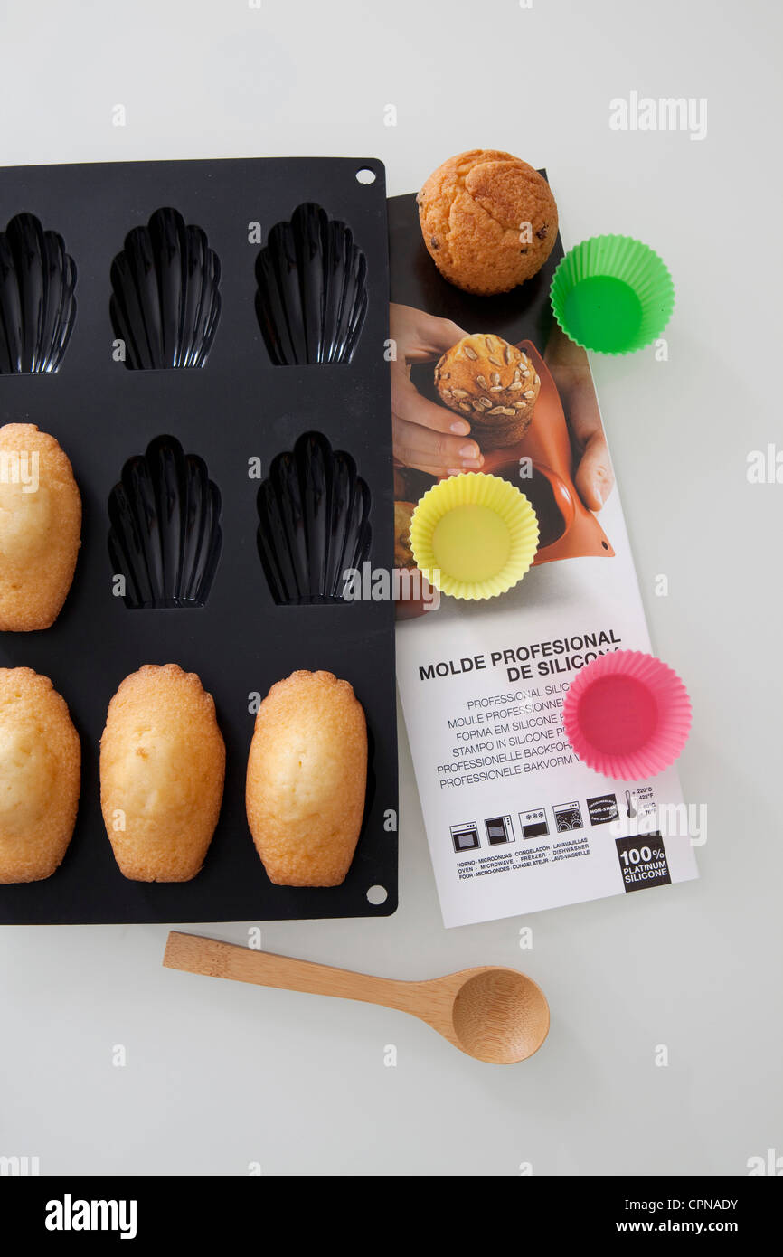 Plain food labels hi-res stock photography and images - Alamy
