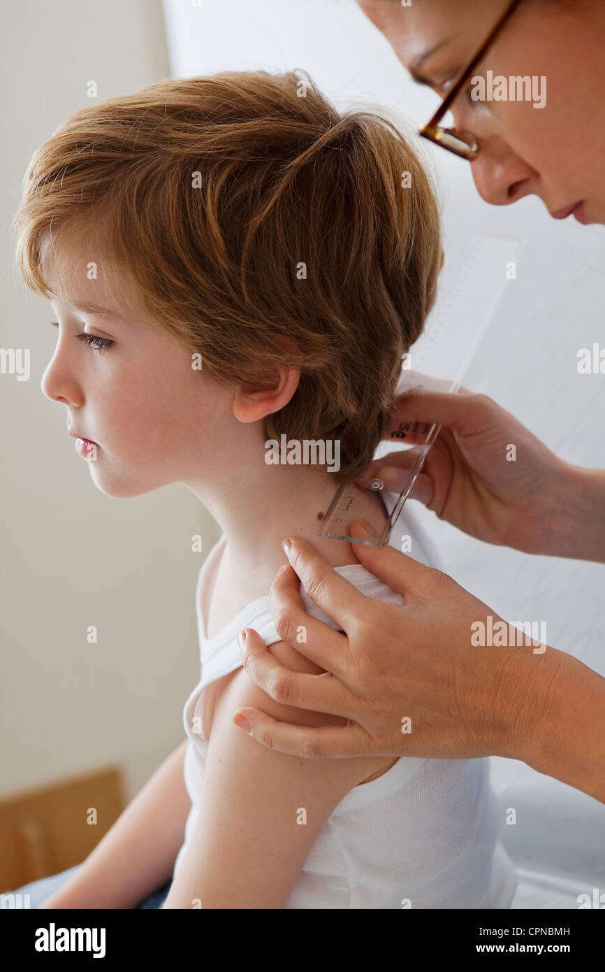 Dermatology consultation child hires stock photography and images Alamy