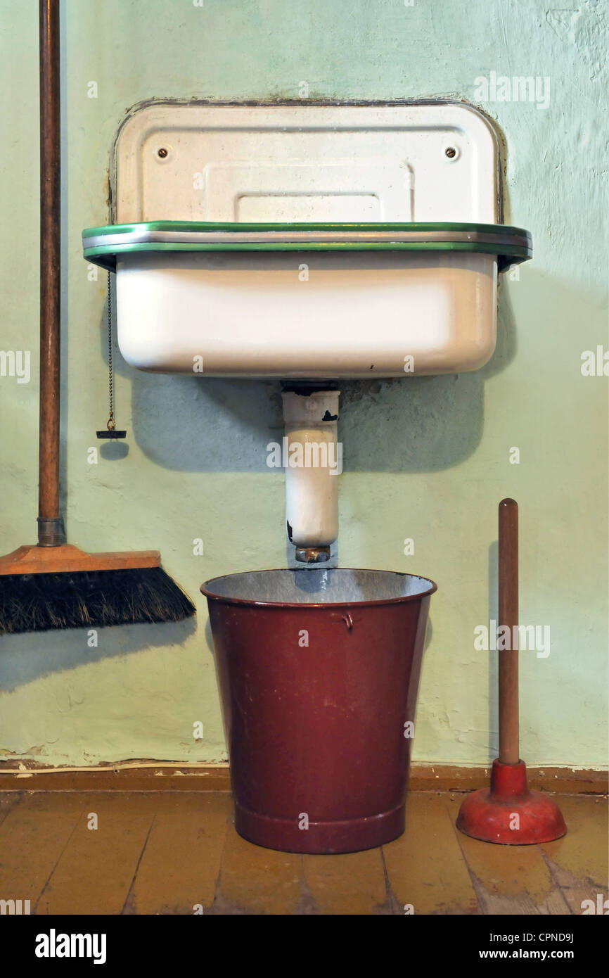 household, sink, Germany, 1920s - 1960s Stock Photo: 48414622 - Alamy