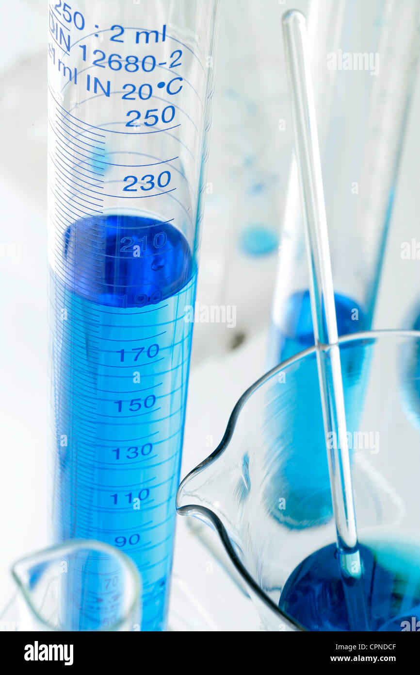 Laboratory glassware flasks test tubes hires stock photography and images Alamy