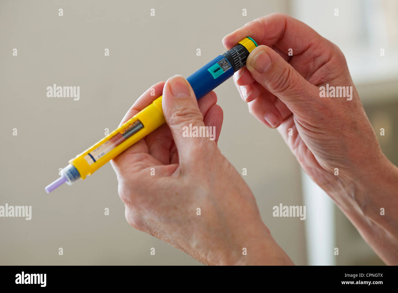 TREATING DIABETES IN ELDERLY P Stock Photo Alamy